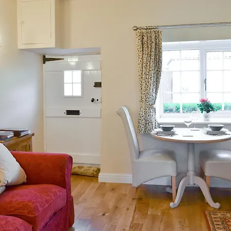 Hill View 度假居 *