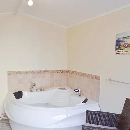 Hill View Sinnington